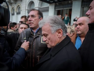 Πολιτικοί που έδωσαν το παρών στο Σύνταγμα (φωτο)